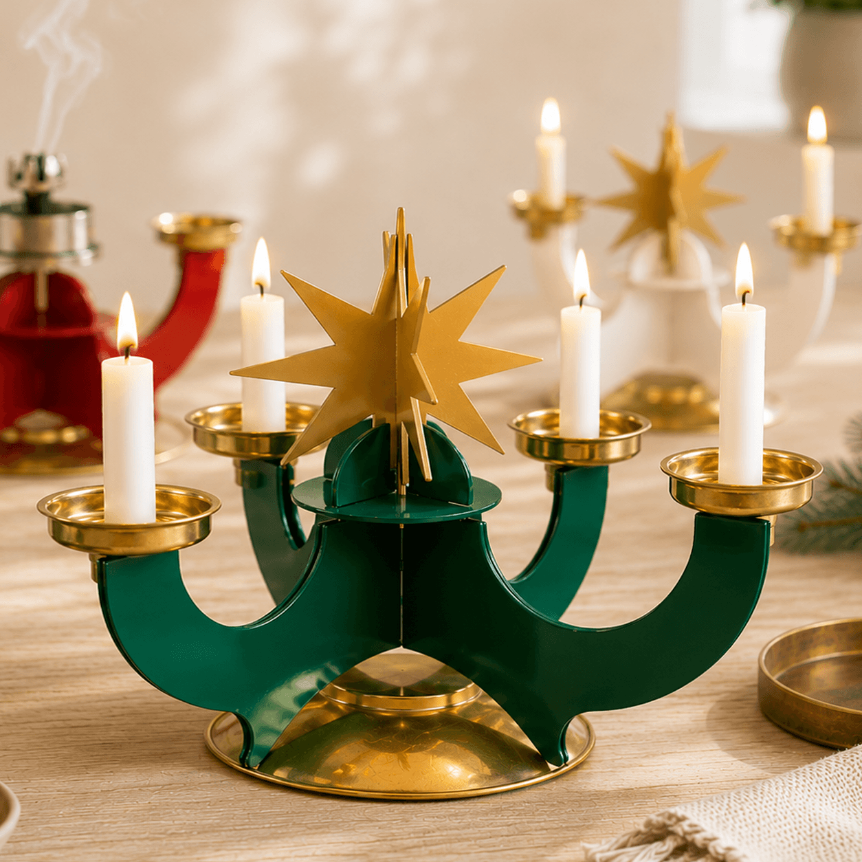 HUSS Incense Candle Holder green with buring candles and a red and a white holder in the back